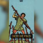 Descubra o significado do Sete de Paus no Tarot! Interpretação no amor, trabalho e saúde. Saiba como essa carta pode influenciar sua vida.